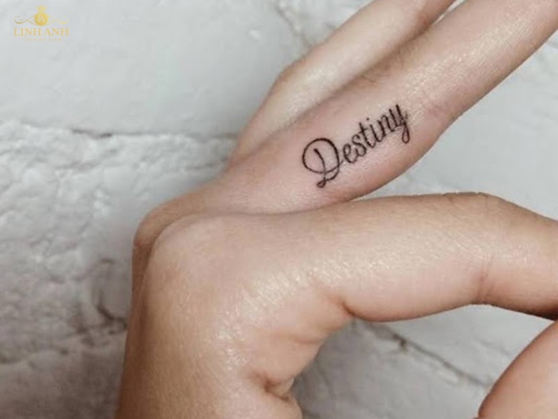 tattoo chữ đẹp cho nữ ý nghĩa về gia đình