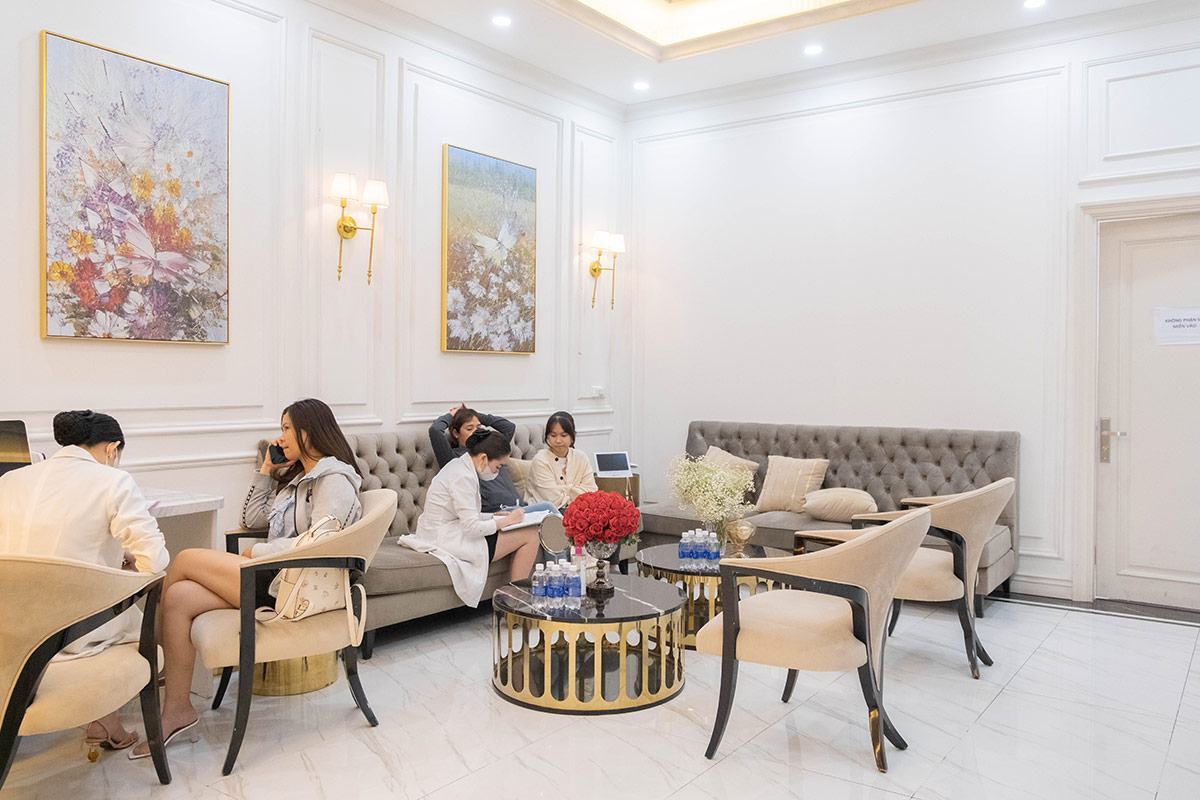 linh anh pvt 22