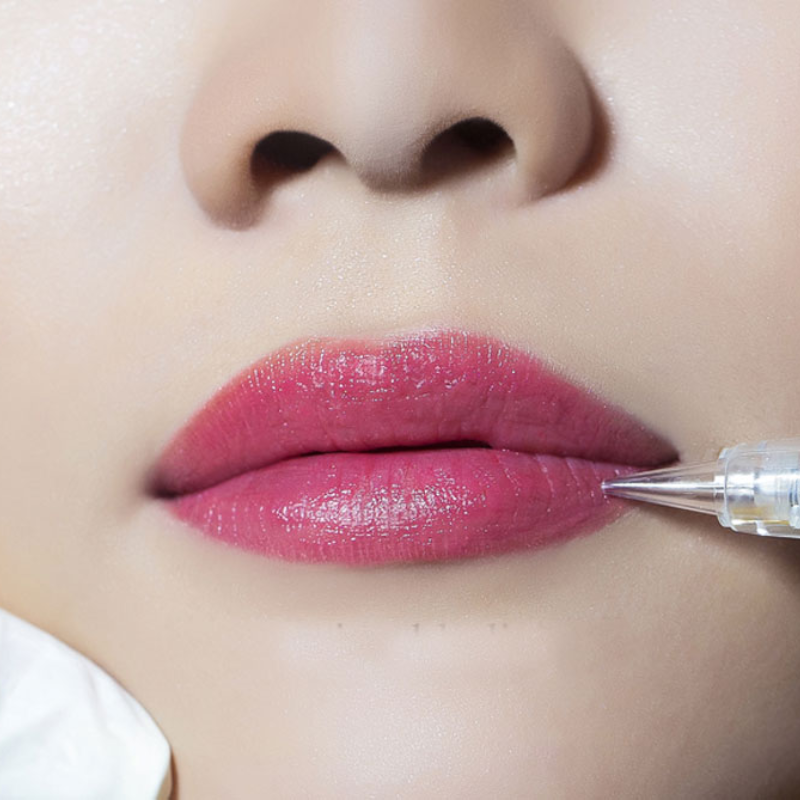 Sử dụng mực xăm môi kém chất lượng