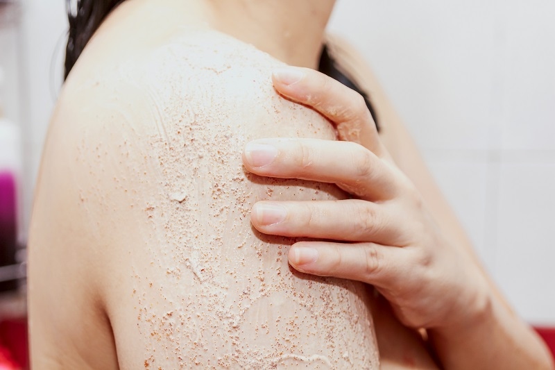 Bột đậu đỏ kết hợp với gì để trắng da