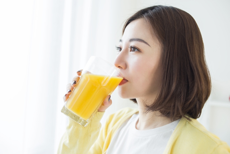 Cách uống tinh bột nghệ trắng da Cách uống tinh bột nghệ trắng da
