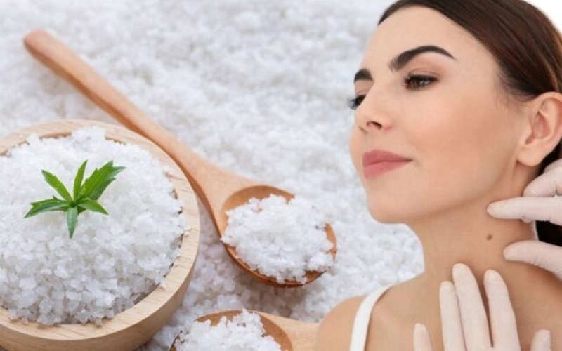 Cách tẩy nốt ruồi bằng muối i ốt tại nhà Cách tẩy nốt ruồi bằng muối i ốt tại nhà