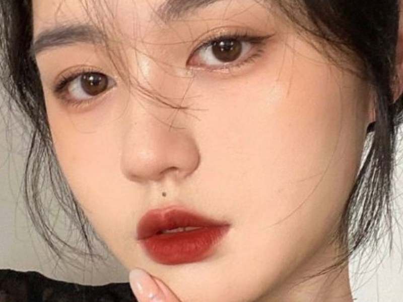 Nốt ruồi ở nhân trung tốt hay xấu