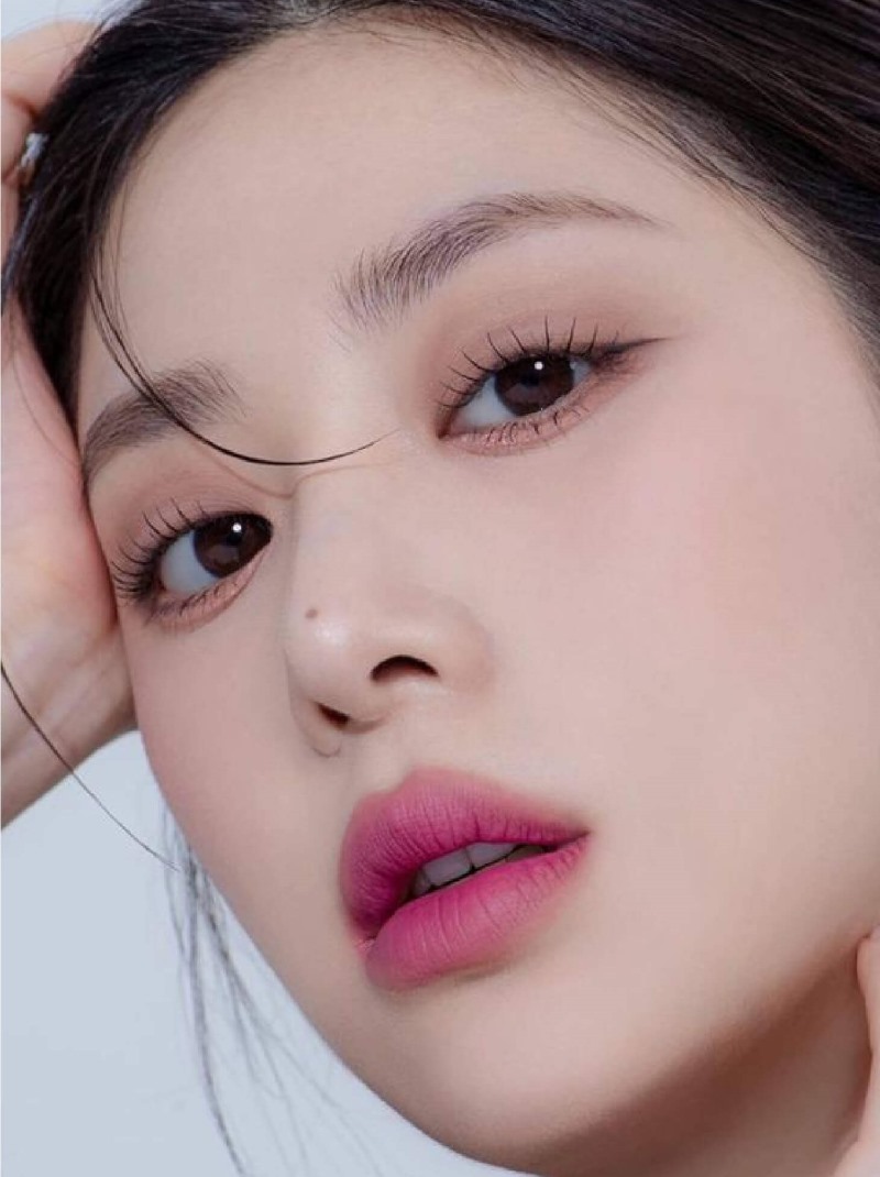 Nốt ruồi trên mũi phụ nữ