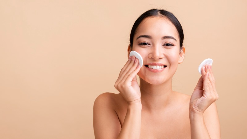 có nên xăm nốt ruồi phong thủy không
