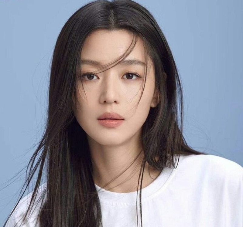 Nốt ruồi trên sống mũi