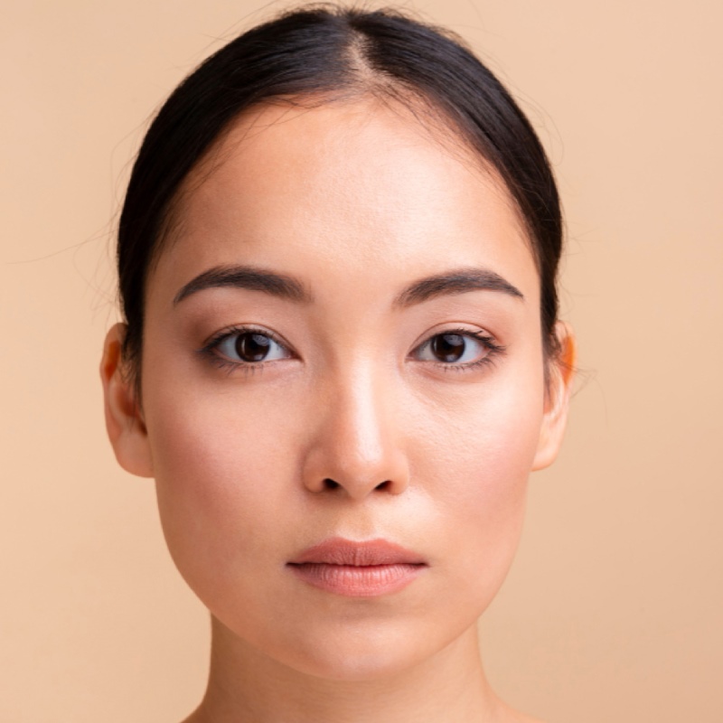 chân mày phong thủy cho mặt chữ điền