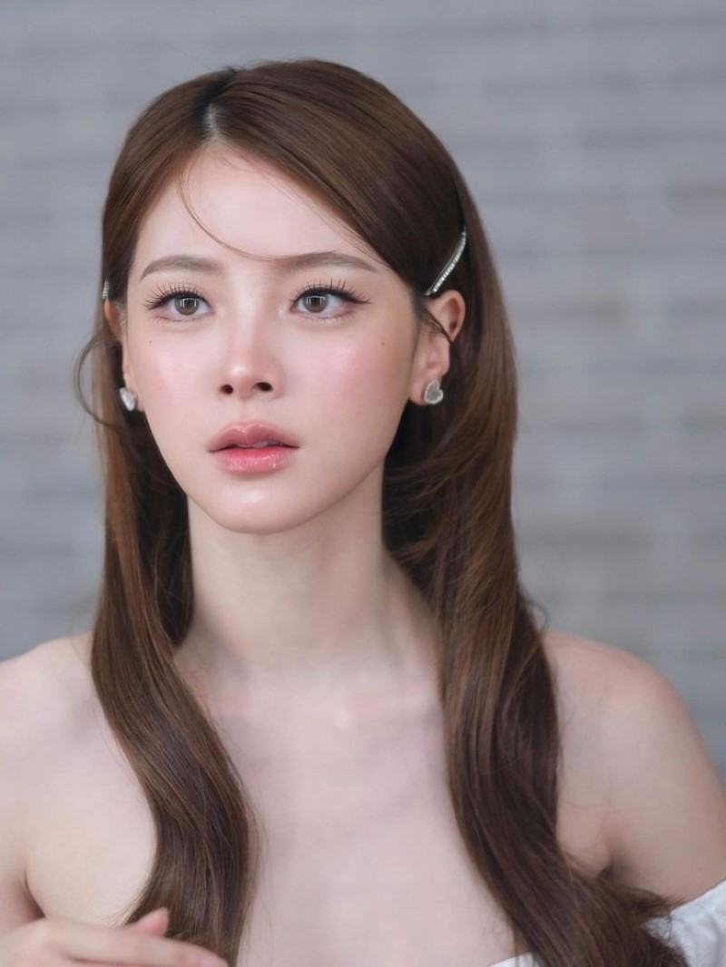 lông mày ngang nữ