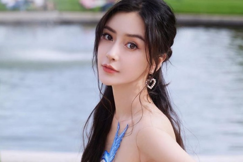 tướng chân mày nữ