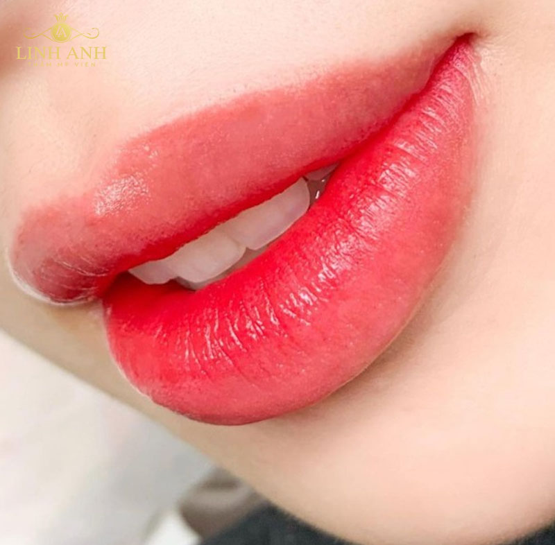 những hình ảnh xăm môi căng mọng những hình ảnh xăm môi căng mọng