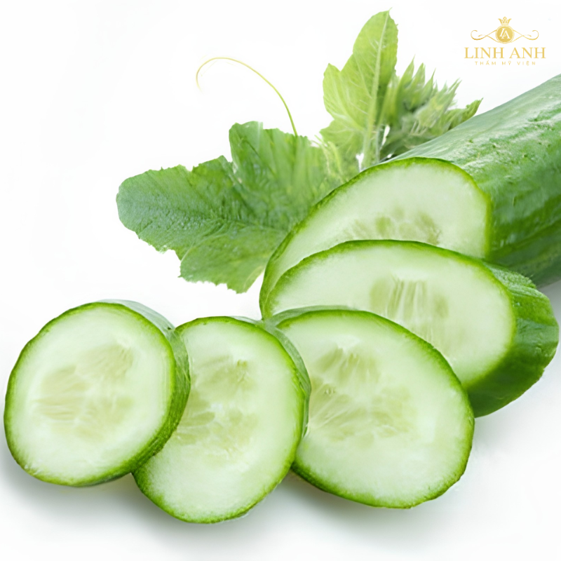 Ăn dưa chuột với lượng vừa phải sau xăm môi