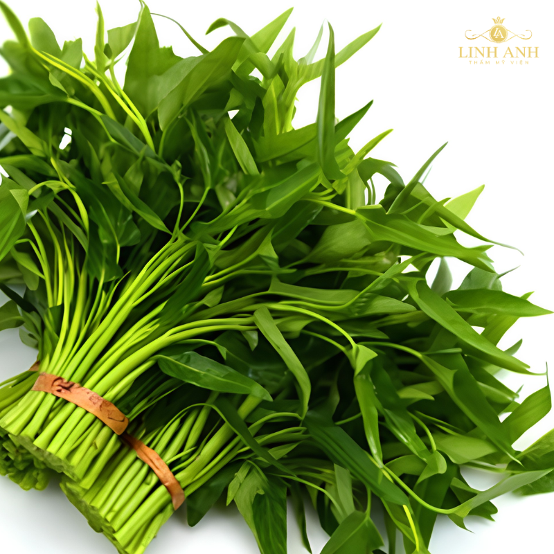Kiêng ăn rau muống sau phun môi