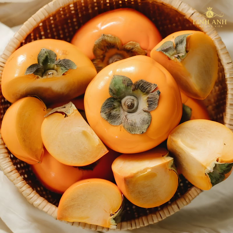 Ăn hồng giòn chín vừa sau phun môi