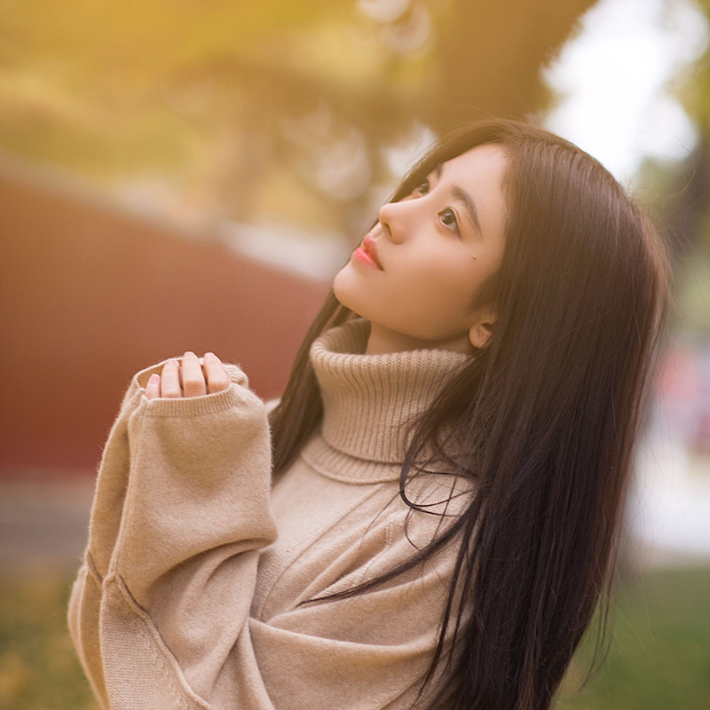 Chụp cận mặt nữ góc nghiêng đẹp