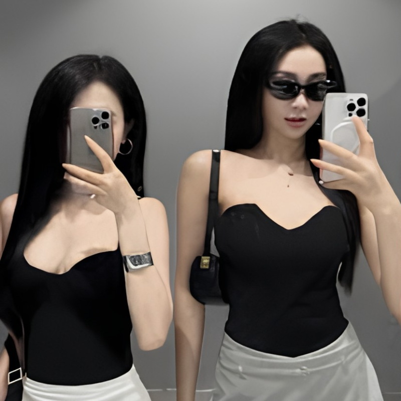Dáng chụp ảnh nữ trước gương với bạn thân