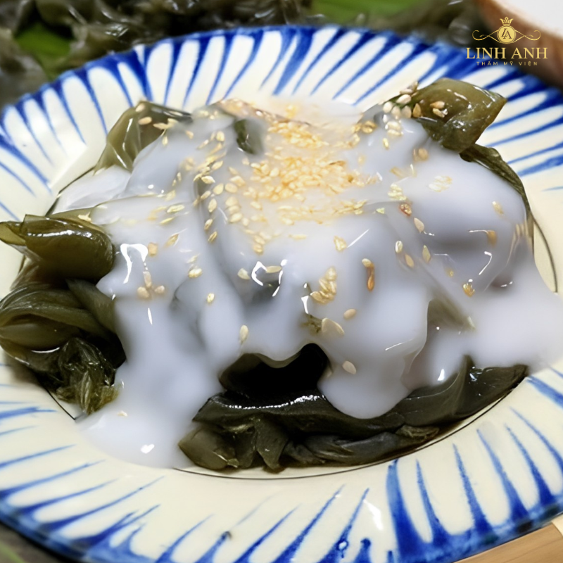 Không ăn bánh lá mơ quá nhiều nước dừa sau phun môi