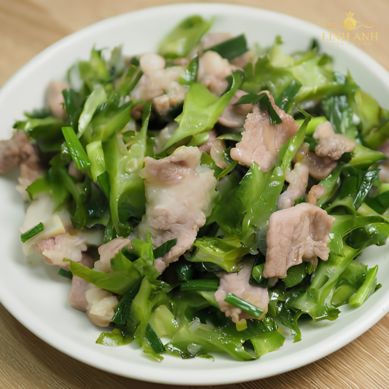 Đậu rồng xào thịt heo tốt cho môi xăm